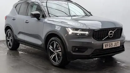 Grey Used 2019 Volvo XC40 R-Design SUV | £18,450 (Fair price)