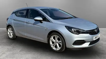 Used Vauxhall Astra SRi 145 HP (106 kW) 2020 Silver Hatchback