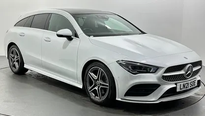 Used Mercedes CLA180 Shooting Brake AMG Line Premium Plus 136 HP (100 kW) 2021 White Estate