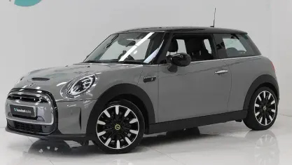 Used Mini Cooper S Level 3 135 kW (184 HP) 2023 Hatchback