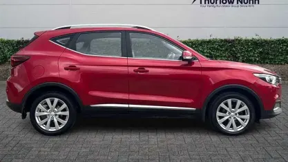Used MG ZS Excite 106 HP (77 kW) 2018 Red SUV