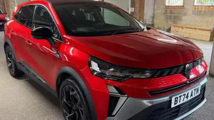 Used Renault Symbioz Iconic Esprit Alpine 143 HP (105 kW) 2024 Red SUV