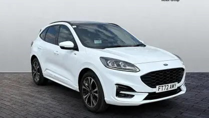 Used Ford Kuga ST-Line X 150 HP (110 kW) 2023 White SUV