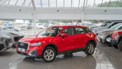Used Audi Q2 Design 116 HP (85 kW) 2017 Red SUV