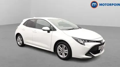 Used Toyota Corolla 122 HP (89 kW) 2022 White Hatchback