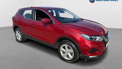 Used Nissan Qashqai Acenta Premium 140 HP (102 kW) 2019 Red SUV