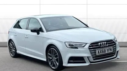 Used Audi S3 Sportback Sport 300 HP (220 kW) 2019 White Hatchback