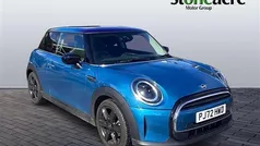 Blue Used 2022 Mini Cooper Classic Hatchback | £14,995 (Fair price)