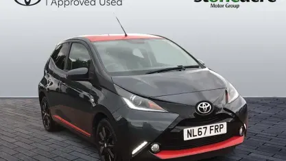 Used Toyota Aygo x-press 69 HP (50 kW) 2017 Grey Hatchback