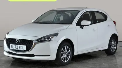 Begagnad Mazda 2 90 HK (66 kW) 2022 Vit Halvkombi