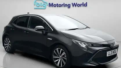Used Toyota Corolla Design 122 HP (89 kW) 2021 Black Hatchback