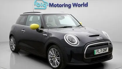 Used 2023 Mini Cooper Level 3 Hatchback | £13,800 (Fair price)