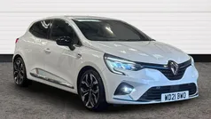White Used 2021 Renault Clio V Hatchback | £14,500 (Fair price)