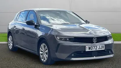 Used Vauxhall Astra Design Edition 131 HP (96 kW) 2025 Hatchback