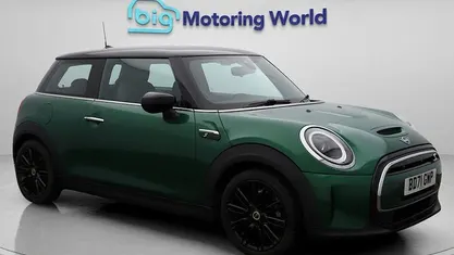 Used Mini Cooper Level 2 135 kW (184 HP) 2023 Hatchback