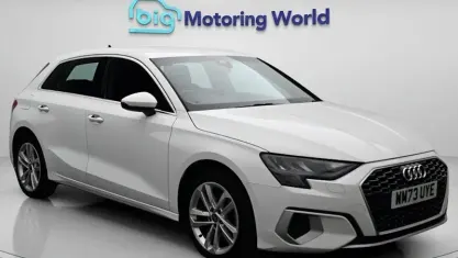 Used Audi A3 Sportback e-tron Sport 204 HP (150 kW) 2024 White Hatchback