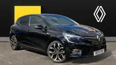 Black Used 2021 Renault Clio V SE Hatchback | £13,006 (Fair price)