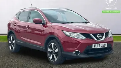 Usado Nissan Qashqai N-Connecta 110 CV (80 kW) 2017 Rojo SUV