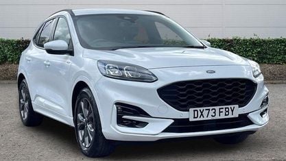 Usado Ford Kuga ST-Line 190 HP (139 kW) 2023 SUV