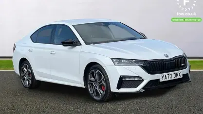 Used Skoda Octavia vRS 245 HP (180 kW) 2023 White Hatchback