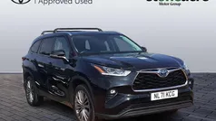 Black Used 2021 Toyota Highlander SUV | £31,500 (Fair price)