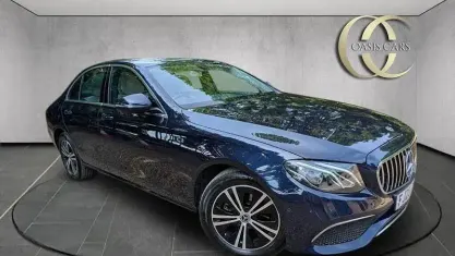 Used Mercedes E220 SE 194 HP (142 kW) 2020 Blue Sedan