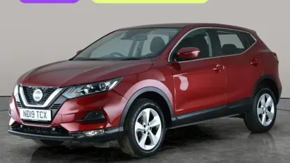Used Nissan Qashqai Acenta Premium 116 HP (85 kW) 2019 Red SUV