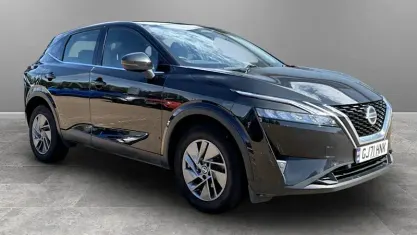 Used Nissan Qashqai Acenta Premium 158 HP (116 kW) 2021 Black SUV
