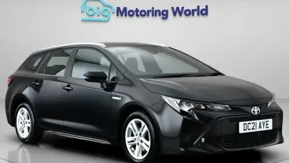 Used Toyota Corolla 122 HP (89 kW) 2021 Black Estate