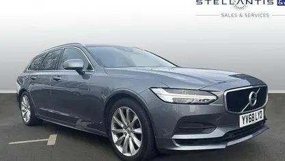 Grey Used 2019 Volvo V90 Momentum Estate | £16,177 (Fair price)