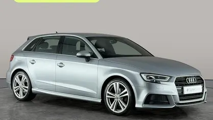 Begagnad Audi A3 Sportback S-Line 150 HK (110 kW) 2019 Silver Halvkombi