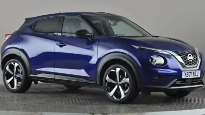 Gebraucht Nissan Juke Tekna 114 PS (83 kW) 2022 Blau SUV