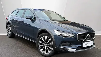 Used Volvo V90 CC 250 HP (183 kW) 2021 Estate