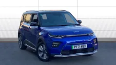 Blue Used 2022 Kia Soul EV SUV | £17,540 (Fair price)