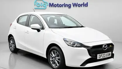Used Mazda 2 Center-Line 75 HP (55 kW) 2023 White Hatchback