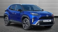Galactic blue Used 2022 Toyota Yaris Cross Edition SUV | £22,795 (Fair price)