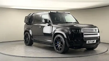 Used Land Rover Defender SE Dynamic 404 HP (297 kW) 2023 SUV