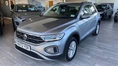 Used 2025 VW T-Roc Life SUV | £22,299 (Fair price)