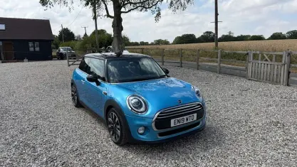 Used Mini Cooper Exclusive 136 HP (100 kW) 2021 Hatchback
