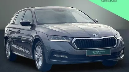 Grey Used 2022 Skoda Octavia SE Technology Estate | £21,319 (Fair price)