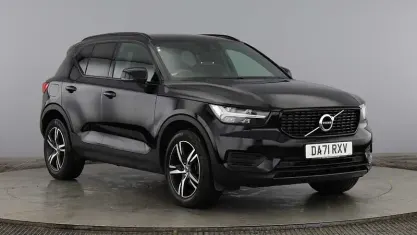 Begagnad Volvo XC40 R-Design 163 HK (119 kW) 2021 SUV