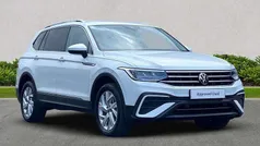 White Used 2022 VW Tiguan Allspace Life SUV | £27,239 (Fair price)