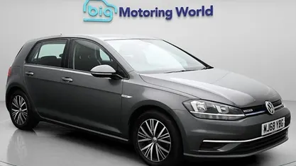Used VW Golf VII SE 131 HP (96 kW) 2018 Hatchback