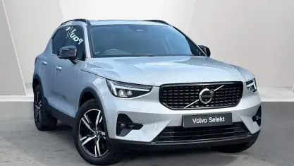 Used Volvo XC40 Plus 163 HP (119 kW) 2023 Silver SUV
