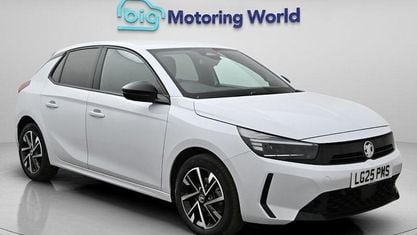 Używany Vauxhall Corsa S 101 KM (74 kW) 2025 Biały Hatchback