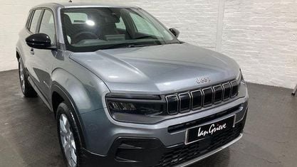 Używany Jeep Avenger Altitude 101 KM (74 kW) 2025 Szary SUV