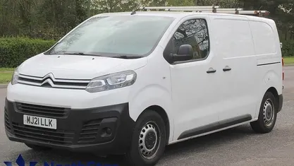 Used Citroën Dispatch 101 HP (74 kW) 2021 White MPV