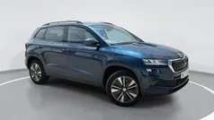 Used 2025 Skoda Karoq SE Drive SUV | £21,299 (Super price)