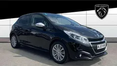 Black Used 2019 Peugeot 208 Signature Sky Hatchback | £9,000 (Fair price)