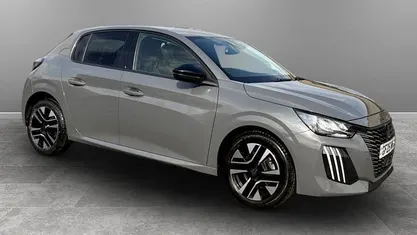 Used Peugeot 208 Allure 101 HP (74 kW) 2025 Hatchback